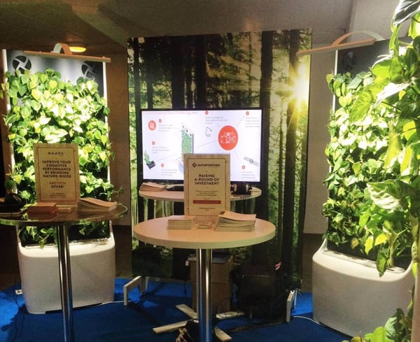 arctic-fair-stand-bg.jpg