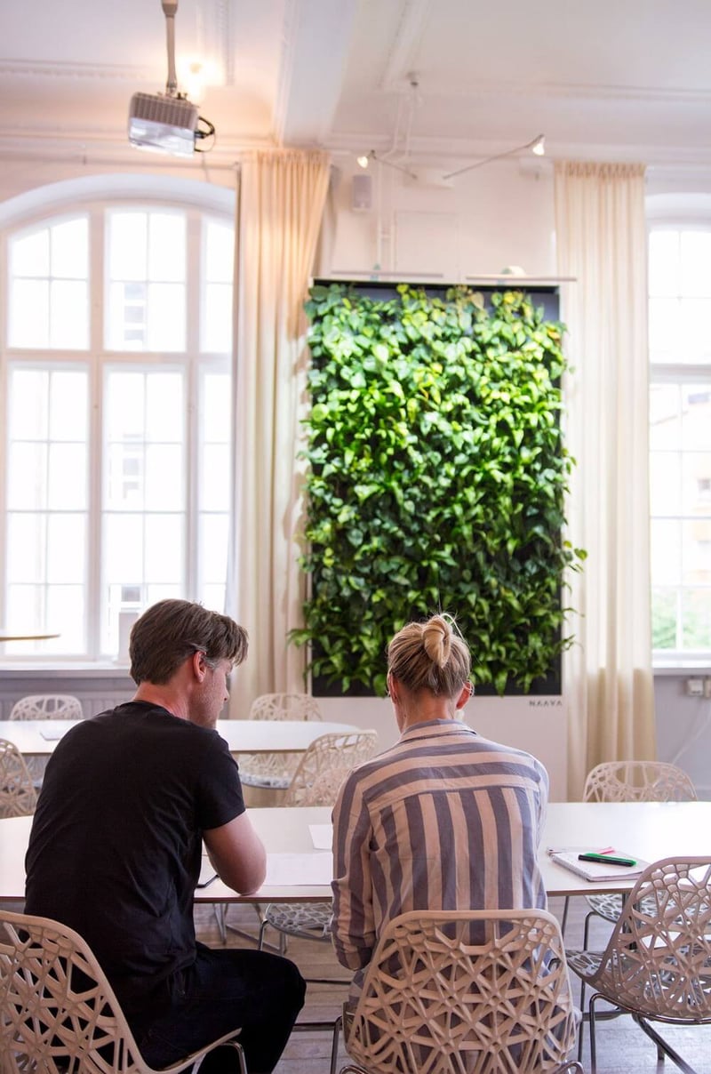 AWL-Naava-two-employees