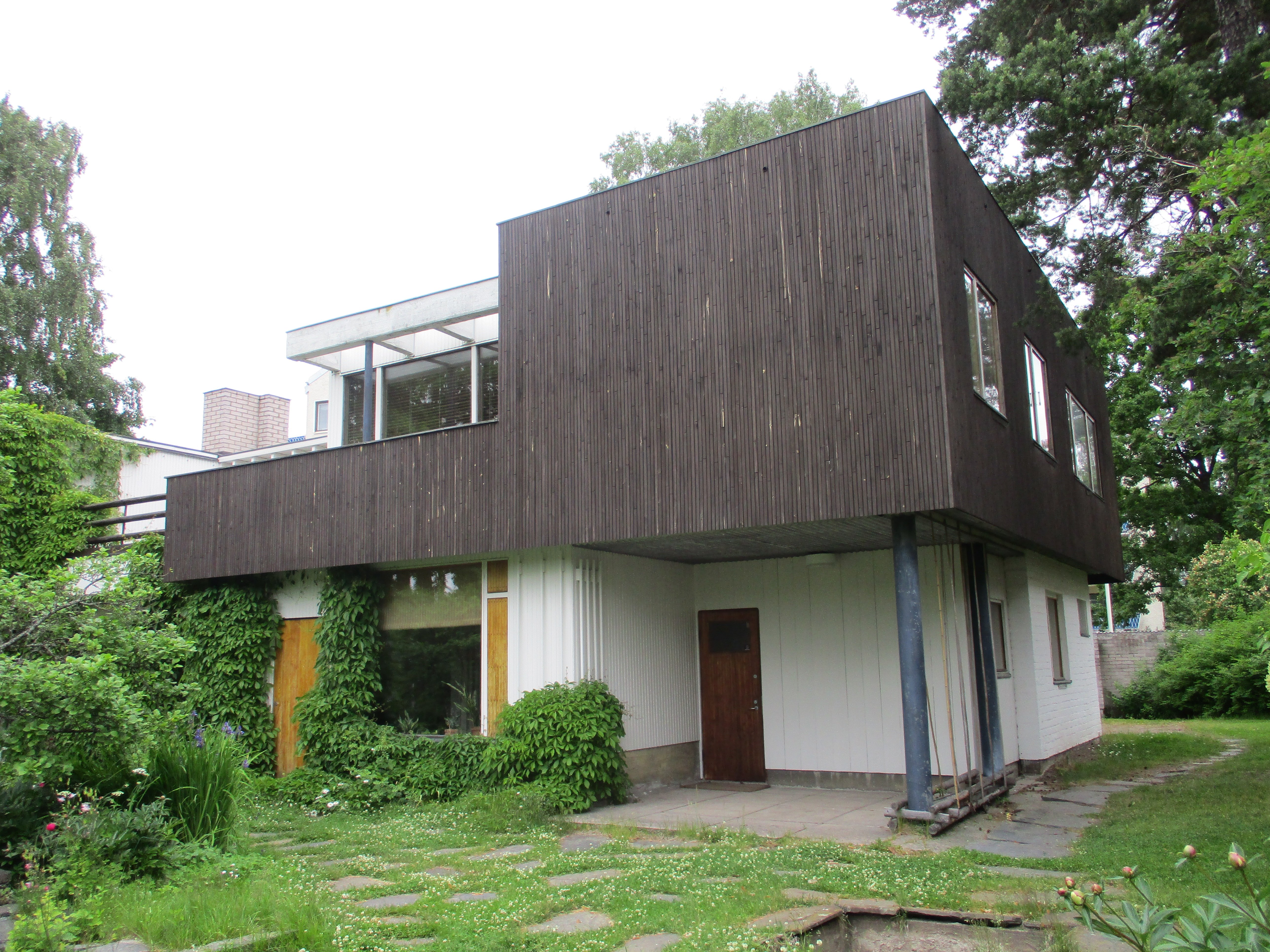 Villa_Aalto_photo_by_Mikkoau