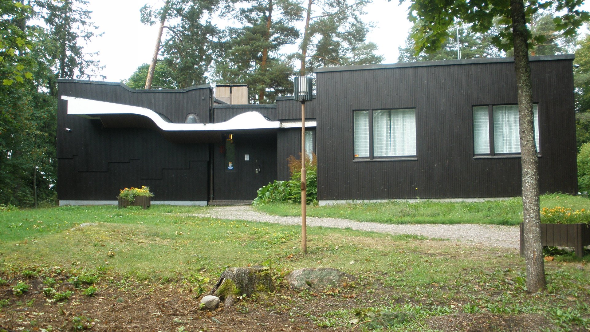 Villa_Kokkonen_-_Academician_Joonas_Kokkonens_home_Designed_by_Alvar_Aalto_photo_by_Arto_J.