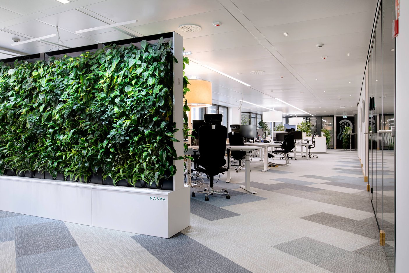 Nordic Investment Bank Naava green walls (1)