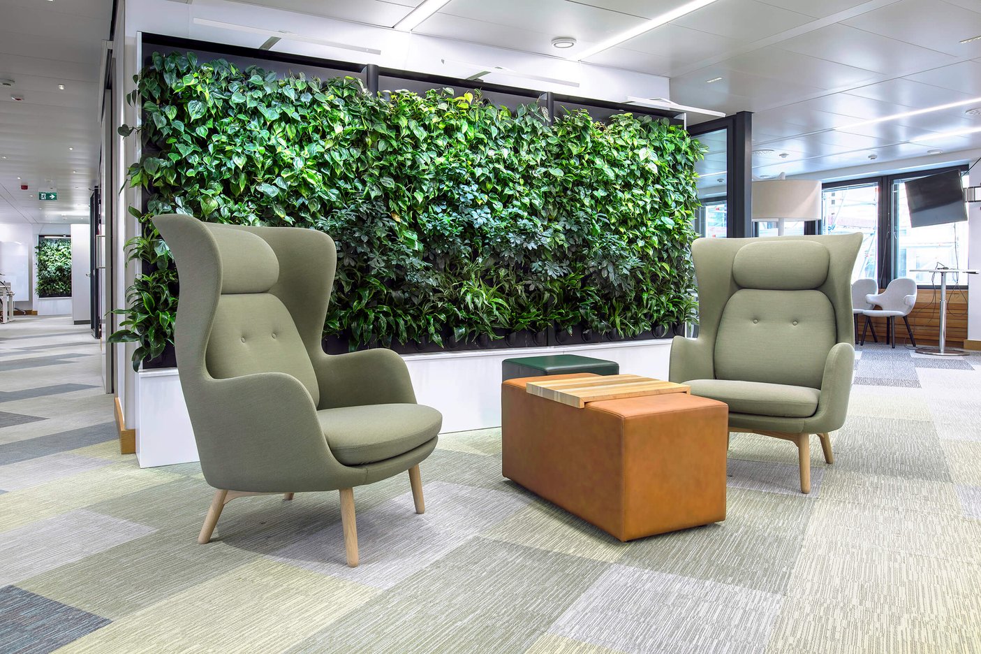 Nordic Investment Bank Naava green walls (6)