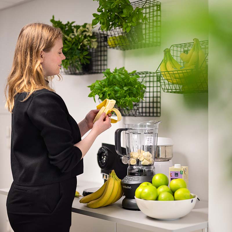 Biophilic spaces have a selection of healthy foods